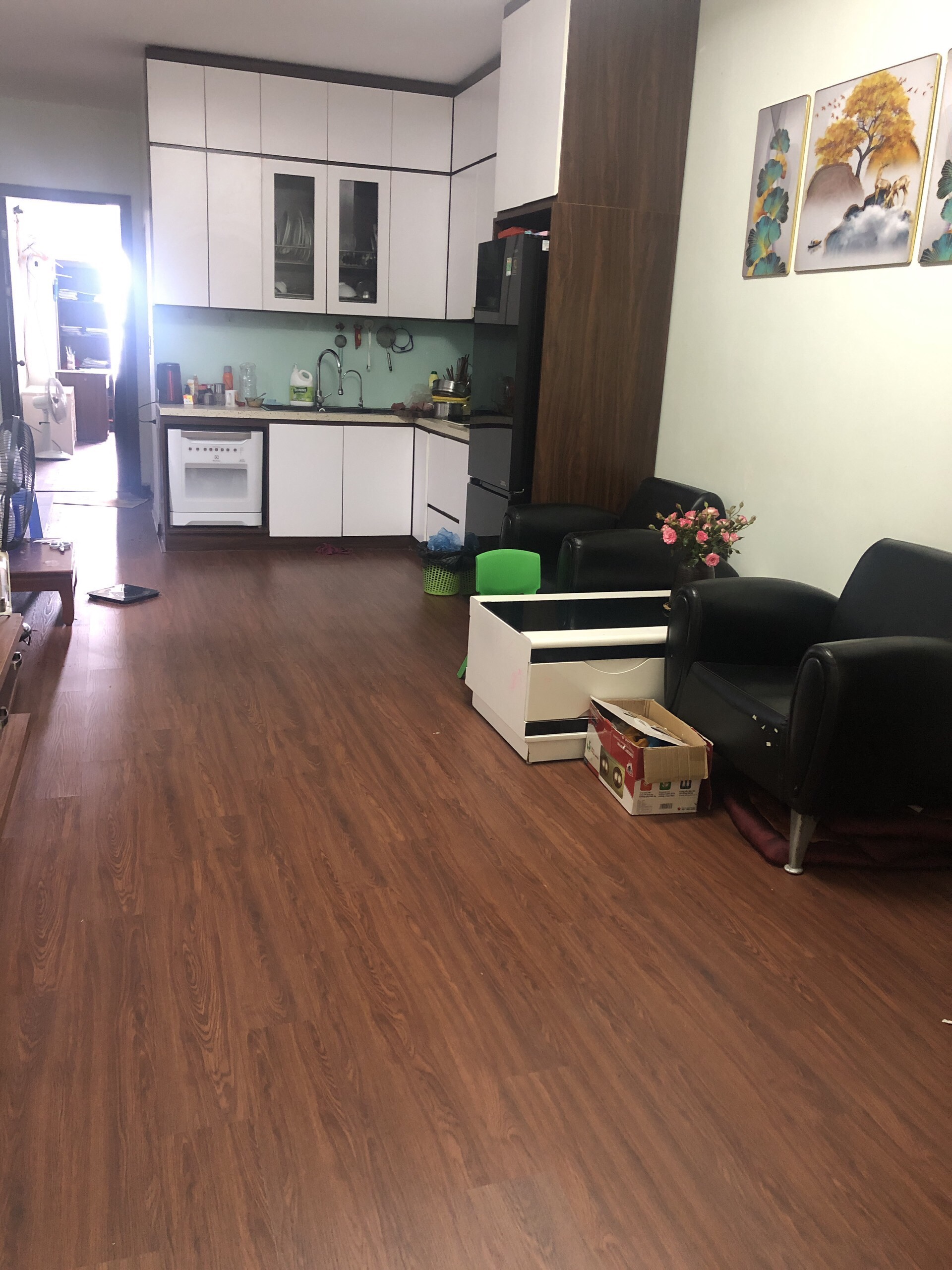 2 Chính chủ cần bán căn hộ chung cư Tân Việt 3 phòng ngủ tại Hoài Đức