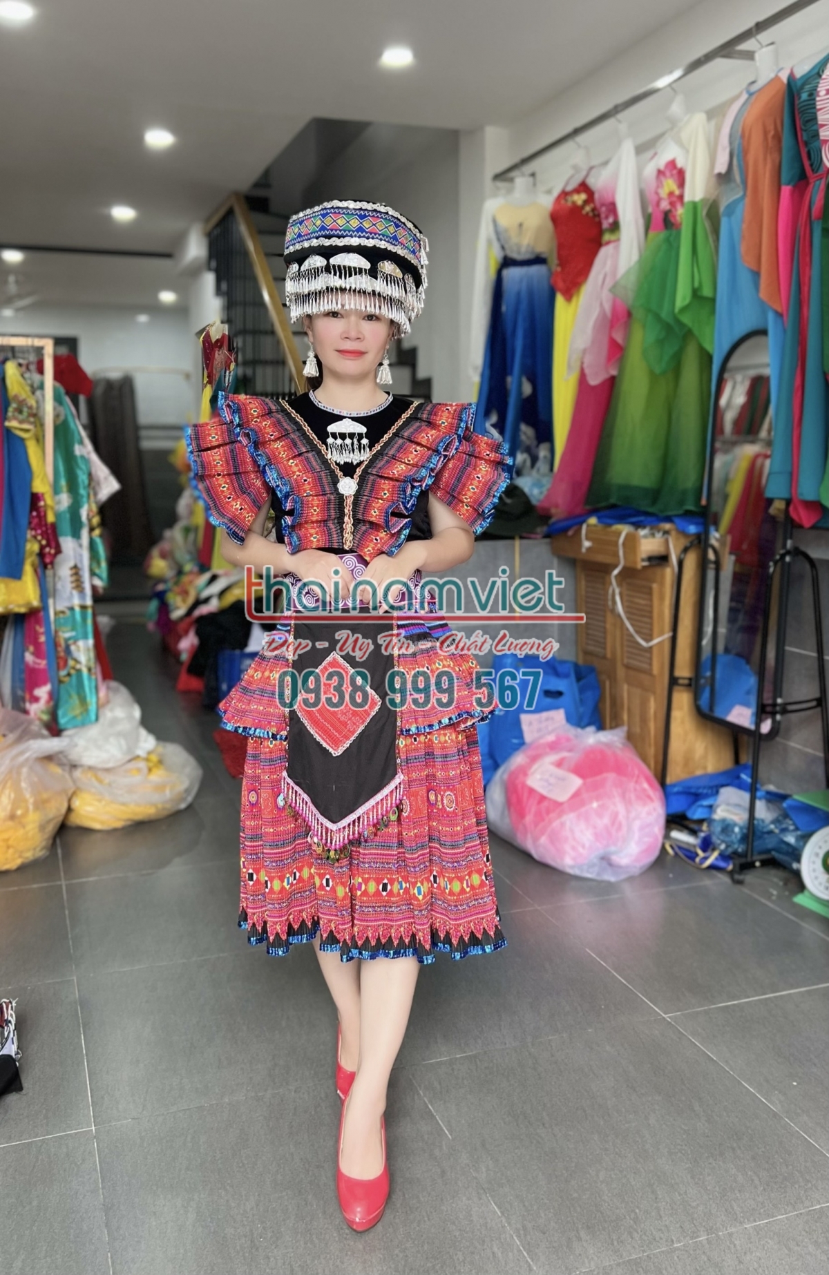 9 Cho thuê trang phục biểu diễn tân phú tphcm