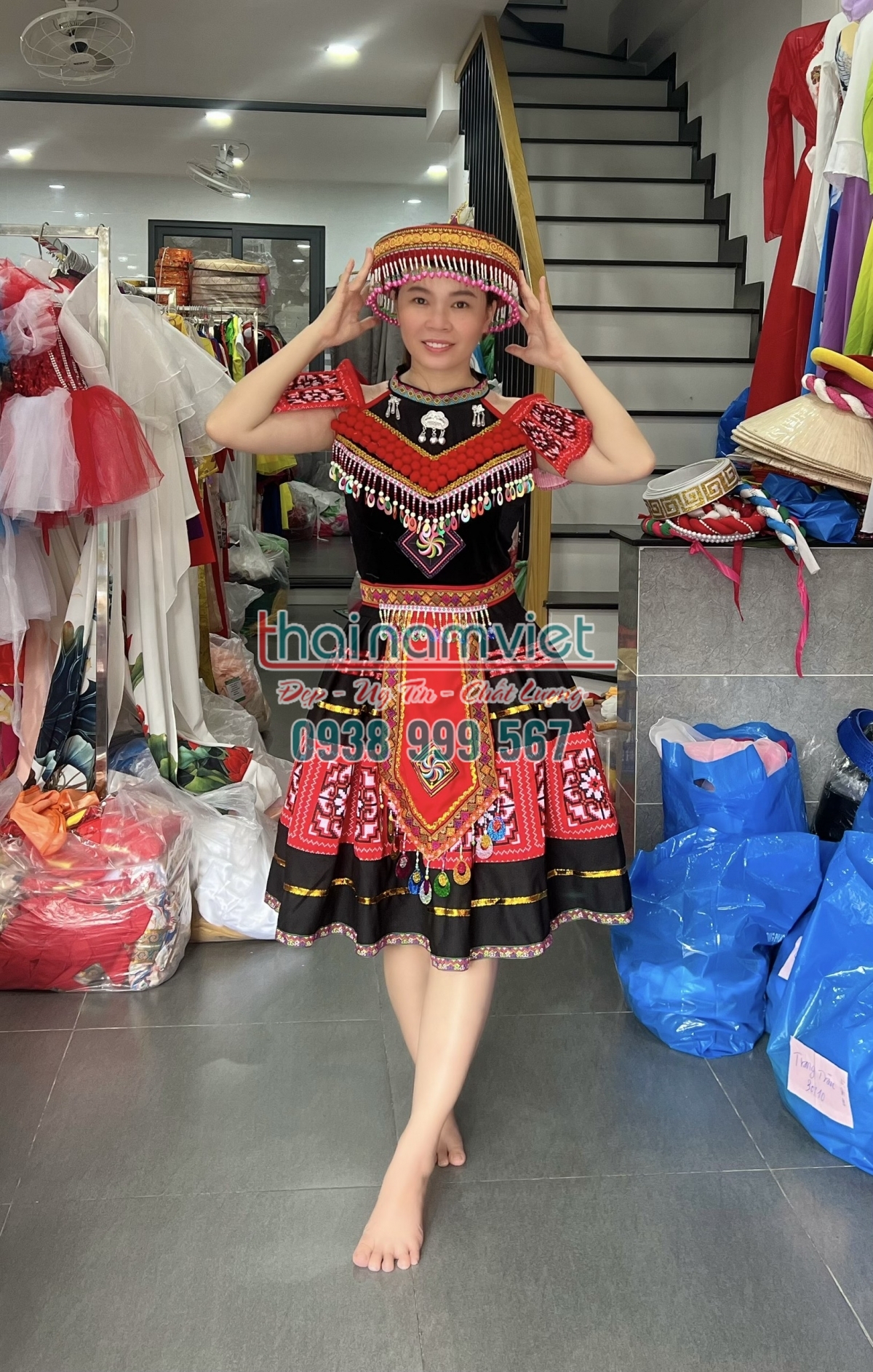 11 Cho thuê trang phục biểu diễn tân phú tphcm