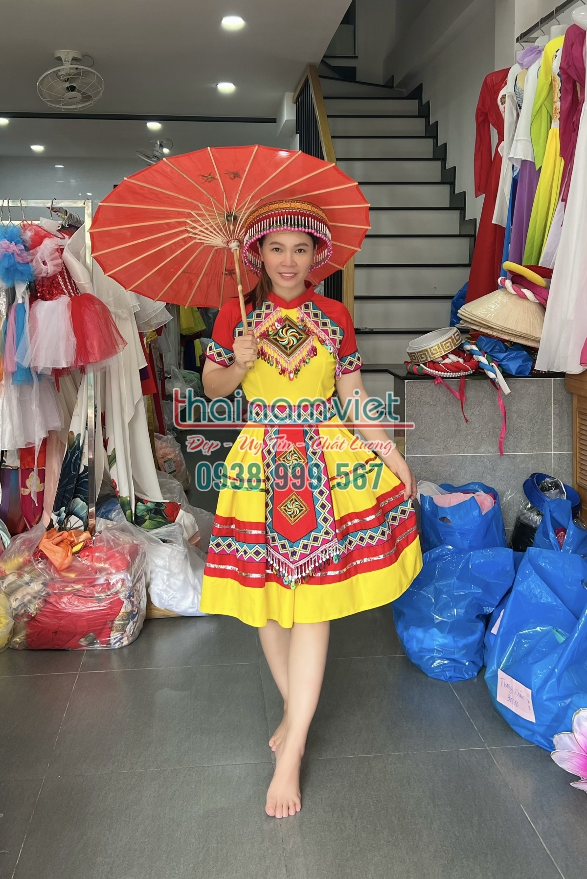 13 Cho thuê trang phục biểu diễn tân phú tphcm