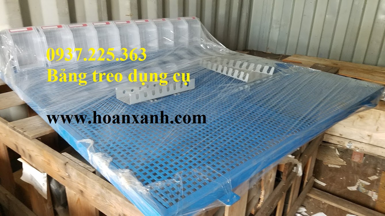 4 Bảng treo dụng cụ, tủ dụng cụ, kệ dụng cụ, bàn nguội cơ khí