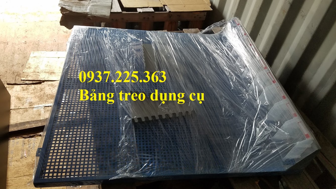3 Bảng treo dụng cụ, tủ dụng cụ, kệ dụng cụ, bàn nguội cơ khí