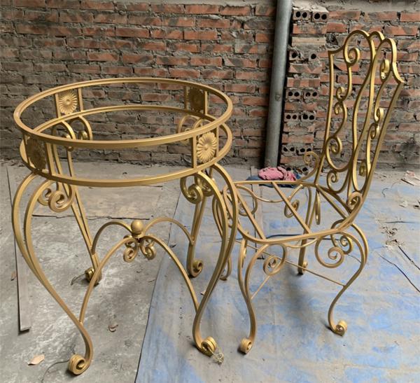 9 Bàn sắt, bàn sofa sắt, gia công bàn sắt