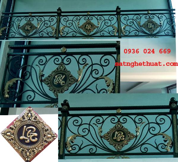 10 Cầu thang sắt, ban công sắt đẹp tại hà nội 10 Cầu thang sắt, ban công sắt đẹp tại hà nội