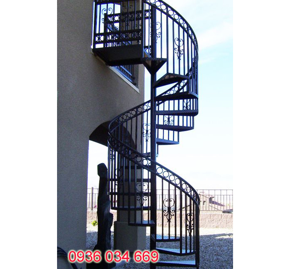 3 Cầu thang sắt, ban công sắt đẹp tại hà nội 3 Cầu thang sắt, ban công sắt đẹp tại hà nội