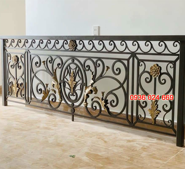 11 Cầu thang sắt, ban công sắt đẹp tại hà nội 11 Cầu thang sắt, ban công sắt đẹp tại hà nội