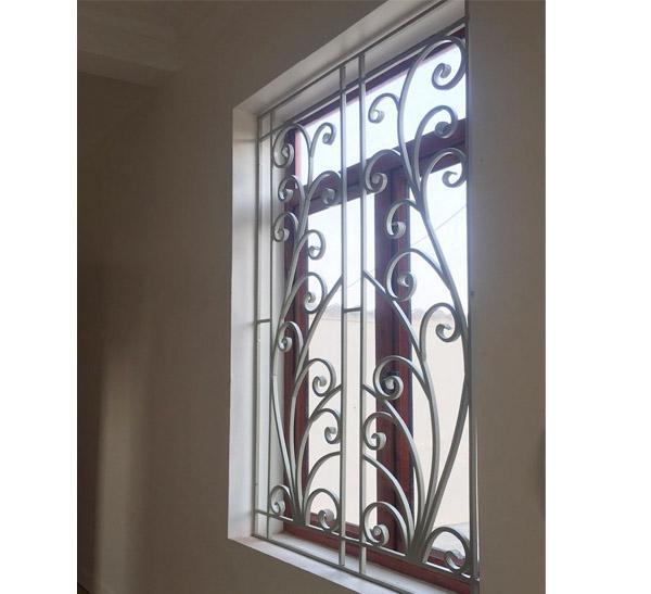 7 Cửa sổ sắt nghệ thuật giá rẻ tại hà nội 7 Cửa sổ sắt nghệ thuật giá rẻ tại hà nội