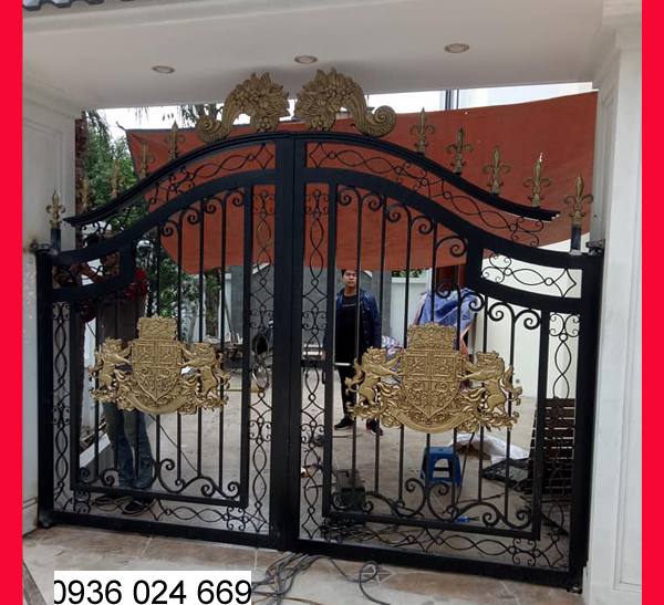 3 Mẫu cửa cổng sắt hoa văn nghệ thuật tại hà nội 3 Mẫu cửa cổng sắt hoa văn nghệ thuật tại hà nội