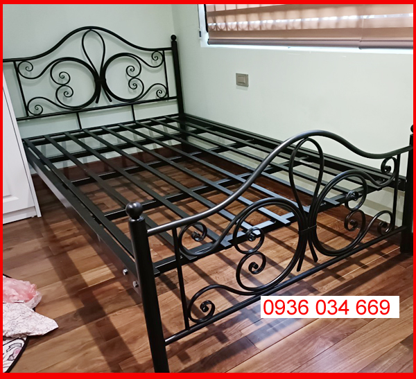 Giường sắt tại Hà Nội Giường sắt tại Hà Nội