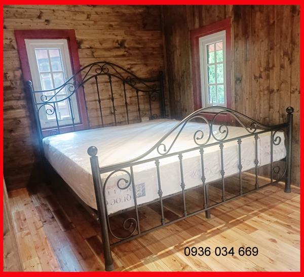 14 Mẫu giường sắt đơn giản đẹp sang trọng phù hợp gia đình có trẻ nhỏ