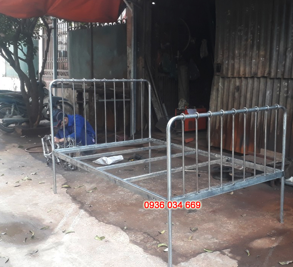 10 Nhận đặt làm giường sắt  theo yêu cầu  mẫu mã, kích thước, màu sơn 10 Nhận đặt làm giường sắt  theo yêu cầu  mẫu mã, kích thước, màu sơn