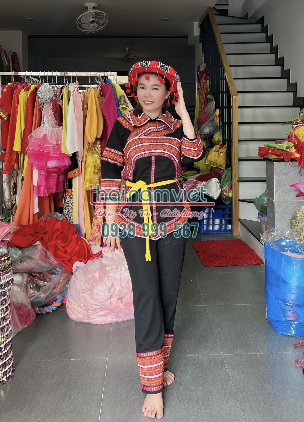 13 Cho thuê trang phục biểu diễn quận Tân Phú