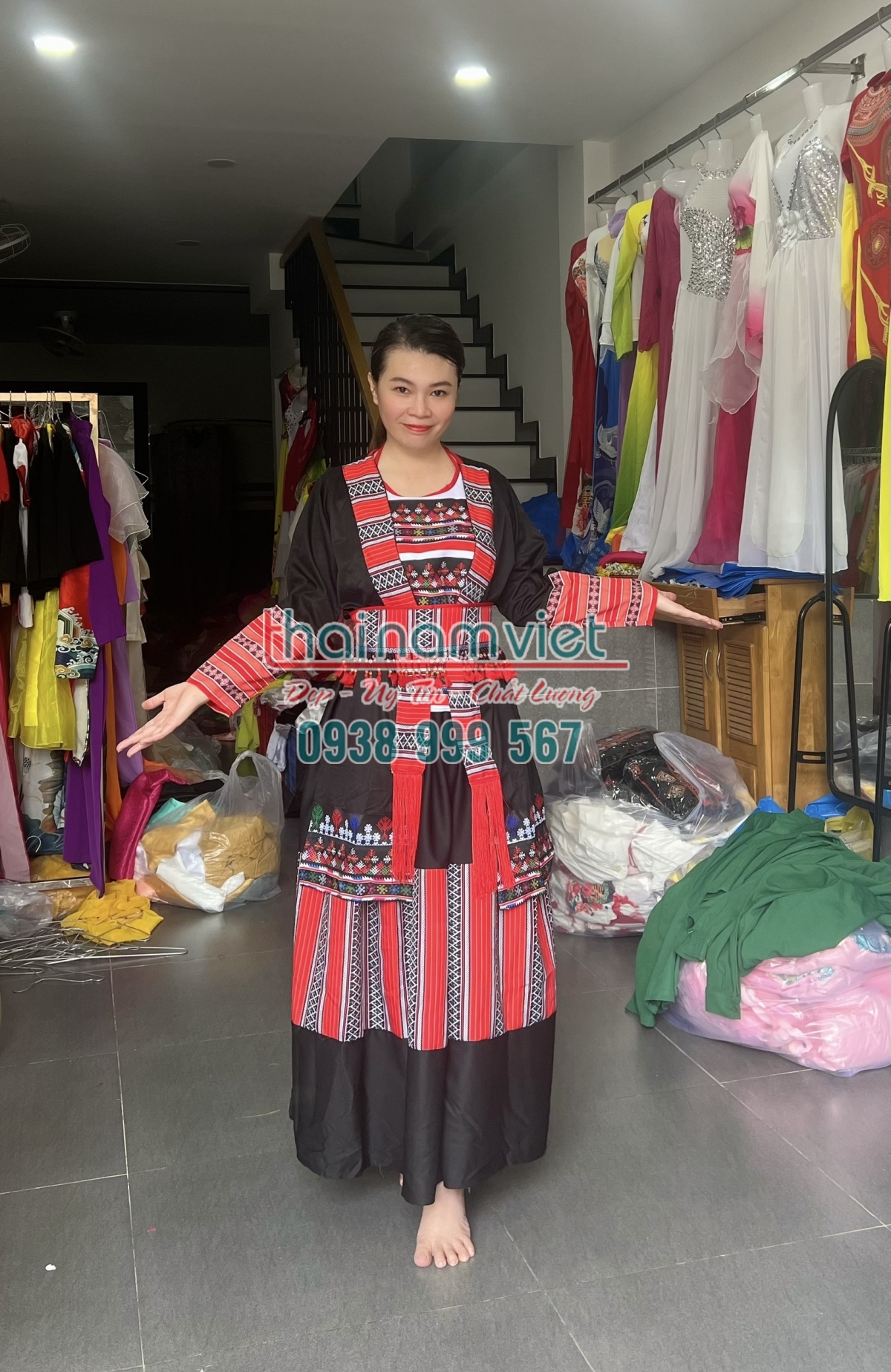 14 Cho thuê trang phục biểu diễn quận Tân Phú