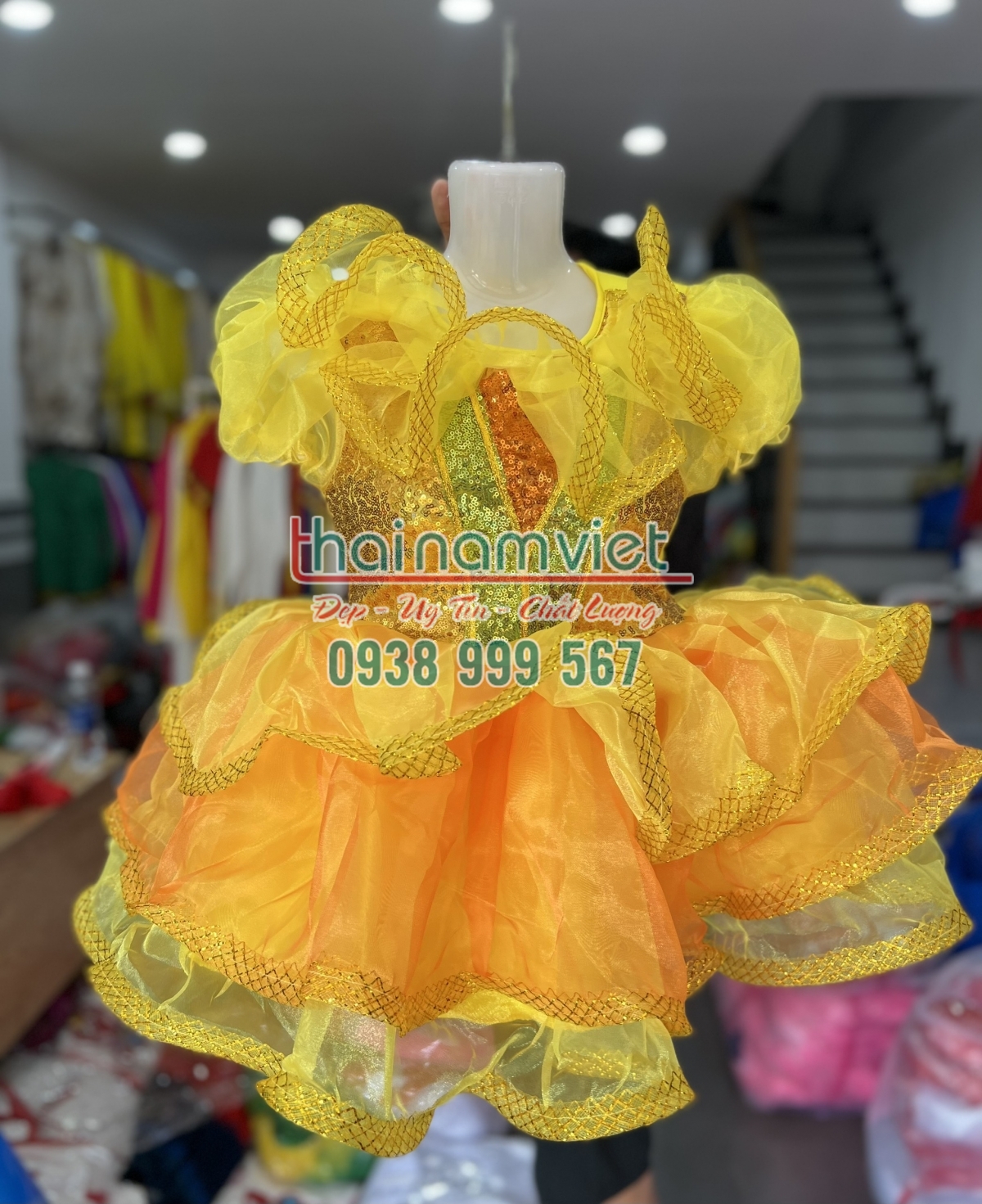 2 Cho thuê váy múa trẻ em người lớn đủ thể loại