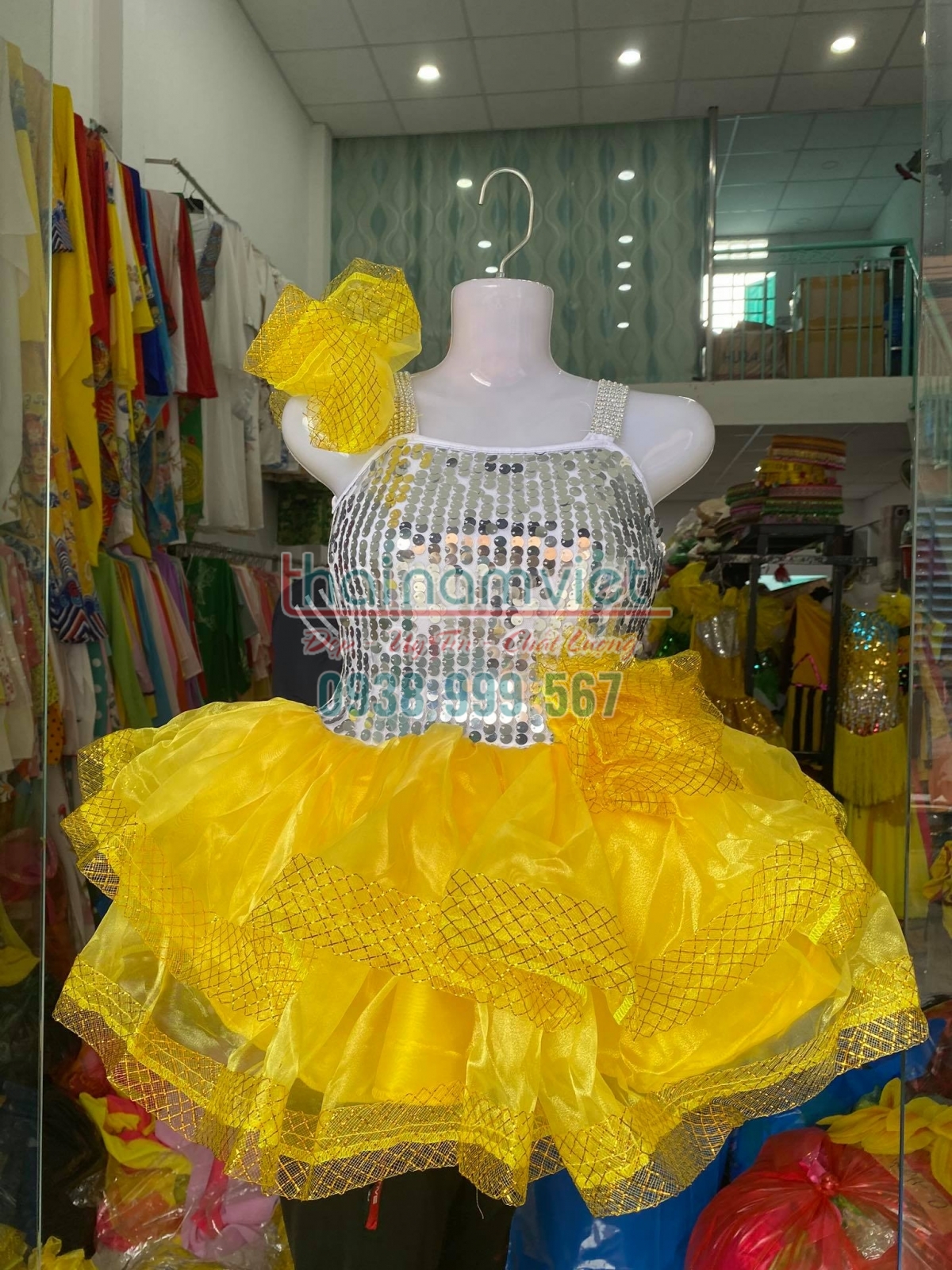 8 May bán cho thuê trang phục váy múa trẻ em tại tphcm