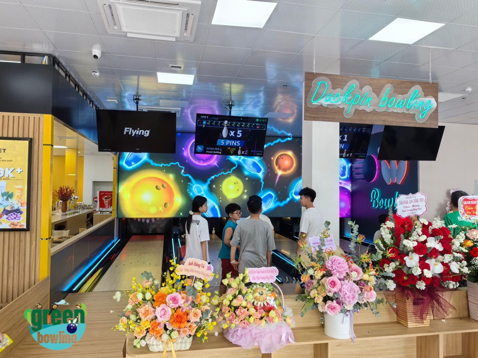 9 Green Bowling -  môn thể thao dành cho mọi người 9 Green Bowling -  môn thể thao dành cho mọi người