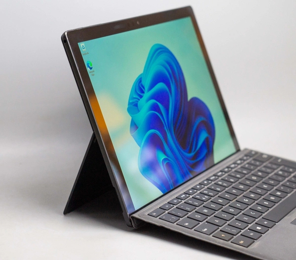 1 Surface Pro 6   SSD 256GB   core i5   RAM 8GB   19788 SALE OFF