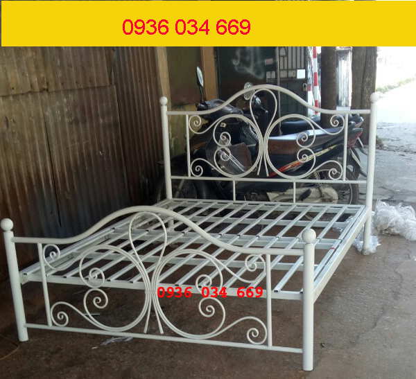 3 Giường sắt đẹp mỹ thuật giá bao nhiêu 3 Giường sắt đẹp mỹ thuật giá bao nhiêu