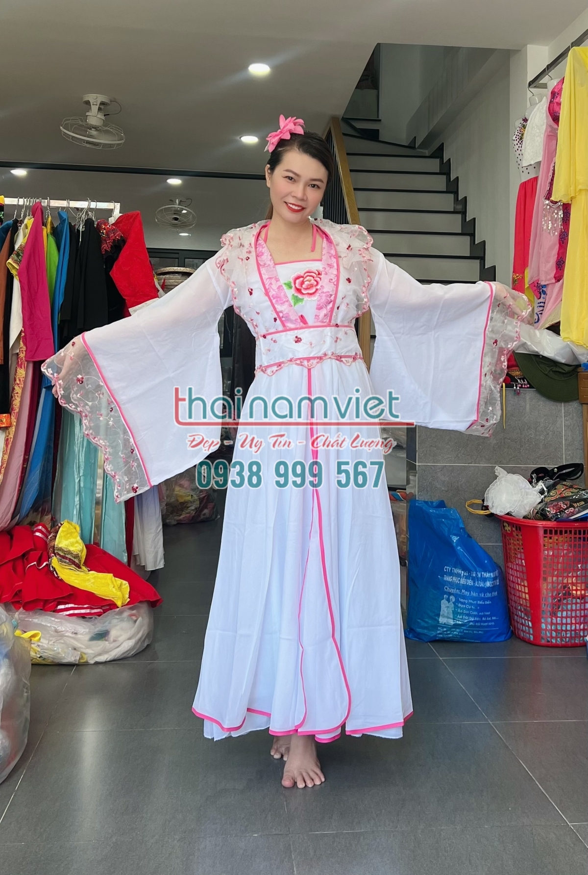 1 Cho thuê trang phục chú cuội hằng nga tại tphcm