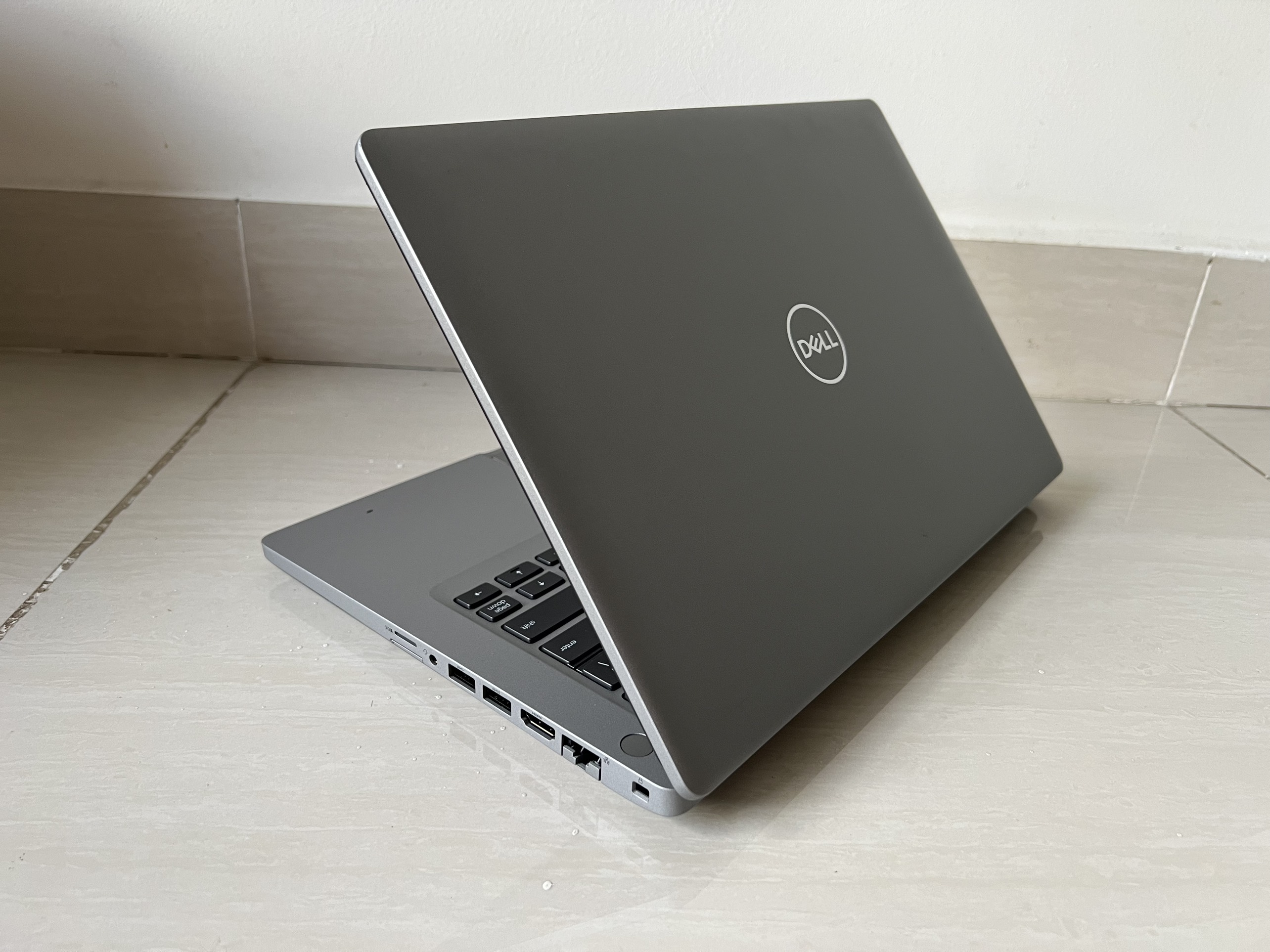 2 Dell latitude 5411 core i7-10850H, 16G  upto 32G  ,SSD  256G, 14 inch FHD