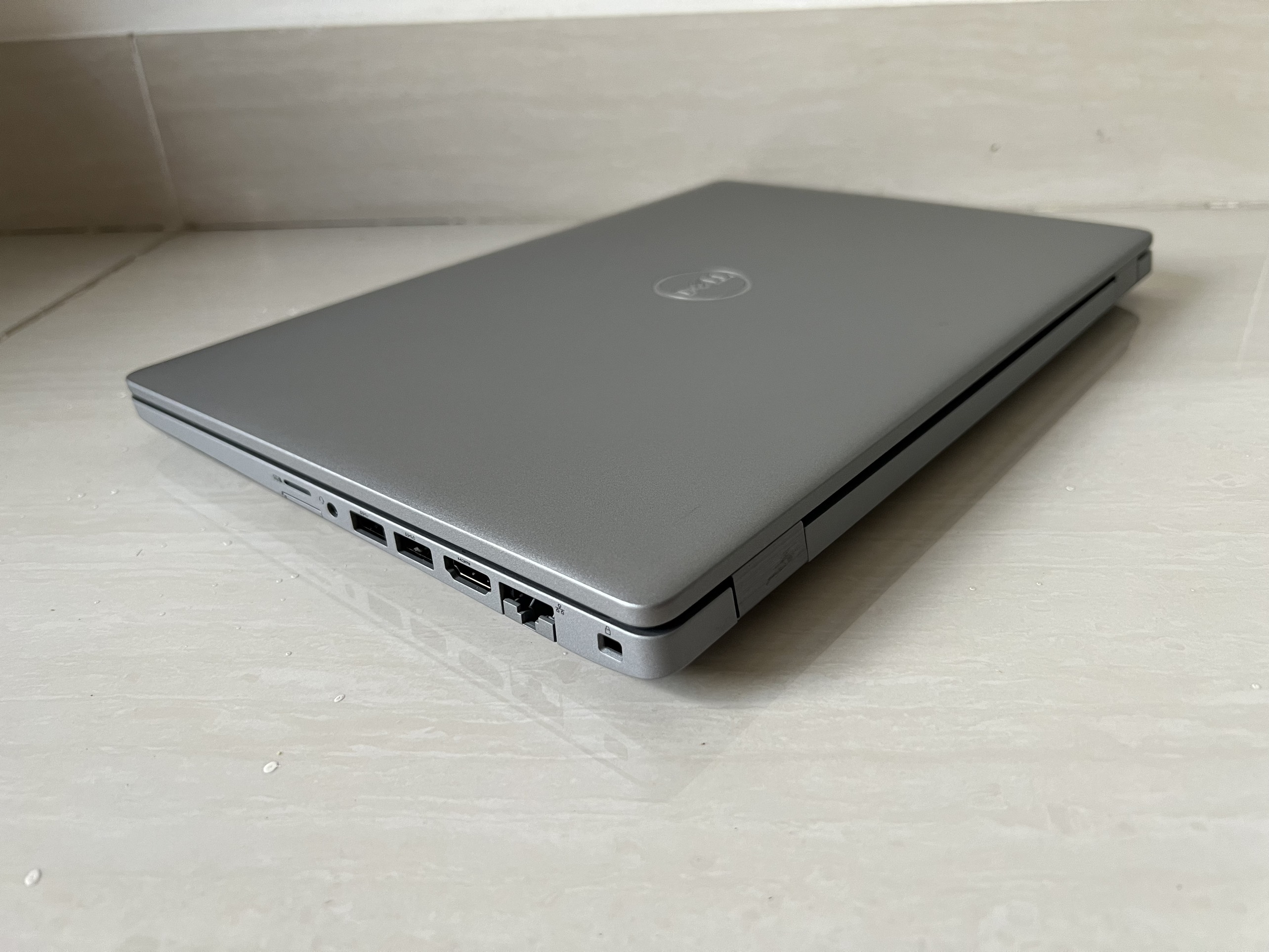 Dell Latitude 5411 core i7-10850H, 16G, SSD 256G, FHD, VGA rời NVIDIA MX250