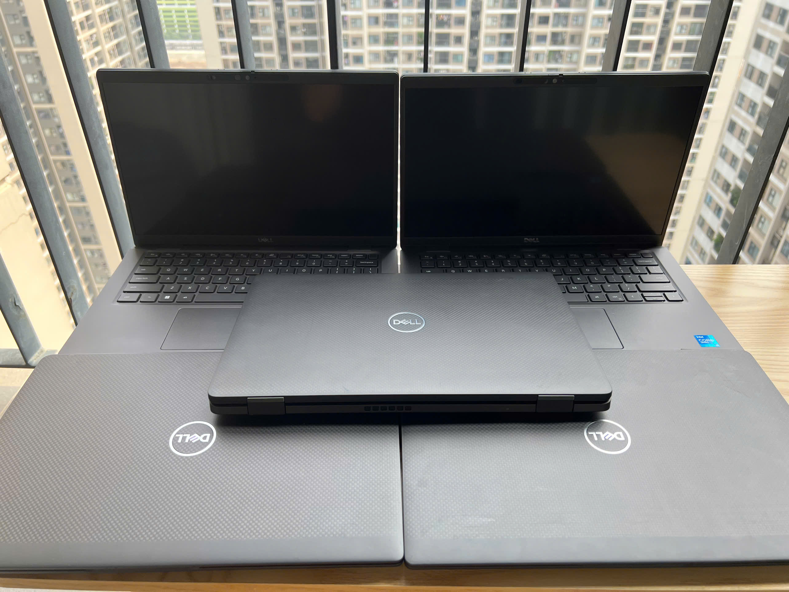 2 Dell Latitude 7420 Model 2021 - Core i5 1145G7, Ram 16GB, 512GB, FHD IPS