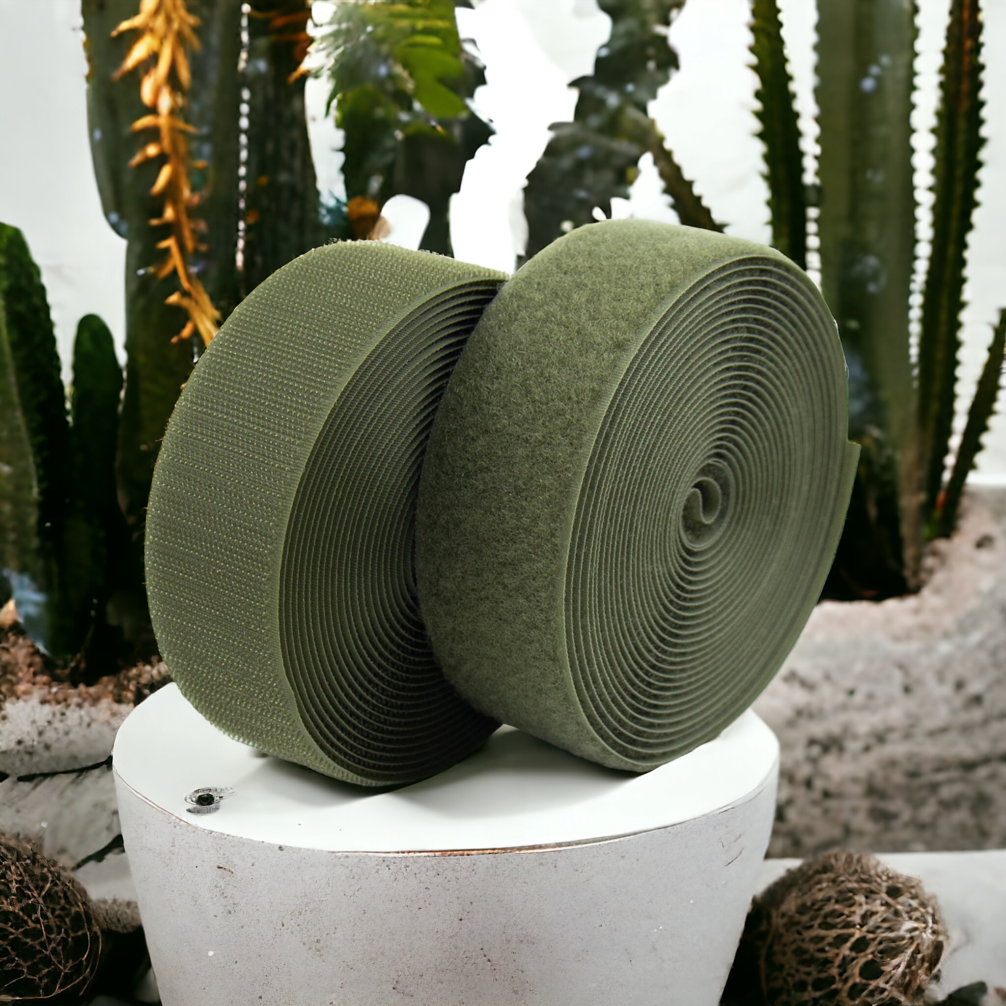 2 Gắn Kết Nhanh Chóng, Bền Chặt Với Băng Nhám Xé Chất Lượng 2 Gắn Kết Nhanh Chóng, Bền Chặt Với Băng Nhám Xé Chất Lượng