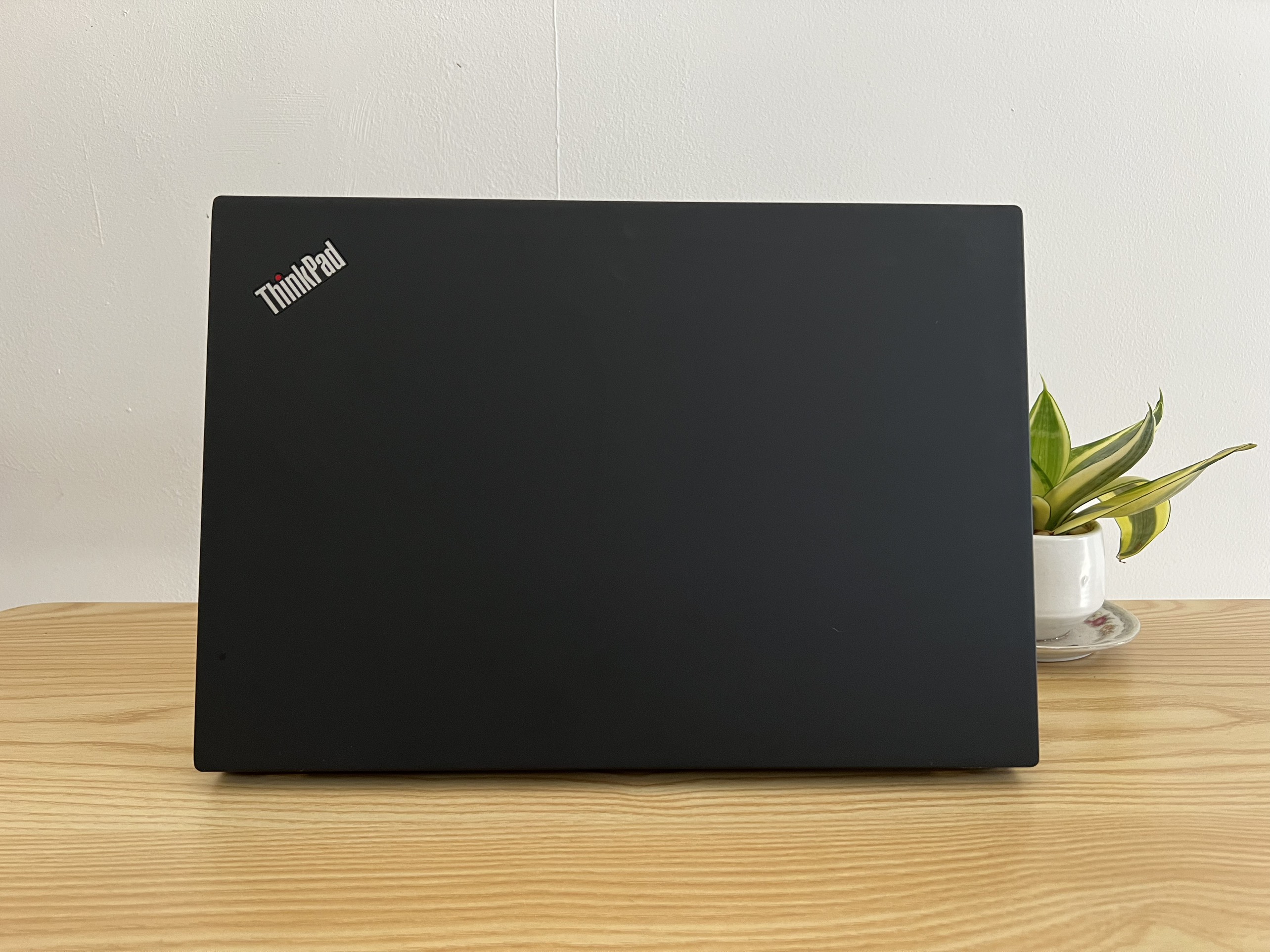 1 ThinkPad T14 Gen 2 i5-1145G7, Ram 32Gb, SSD 512Gb, màn 14inch FHD IPS