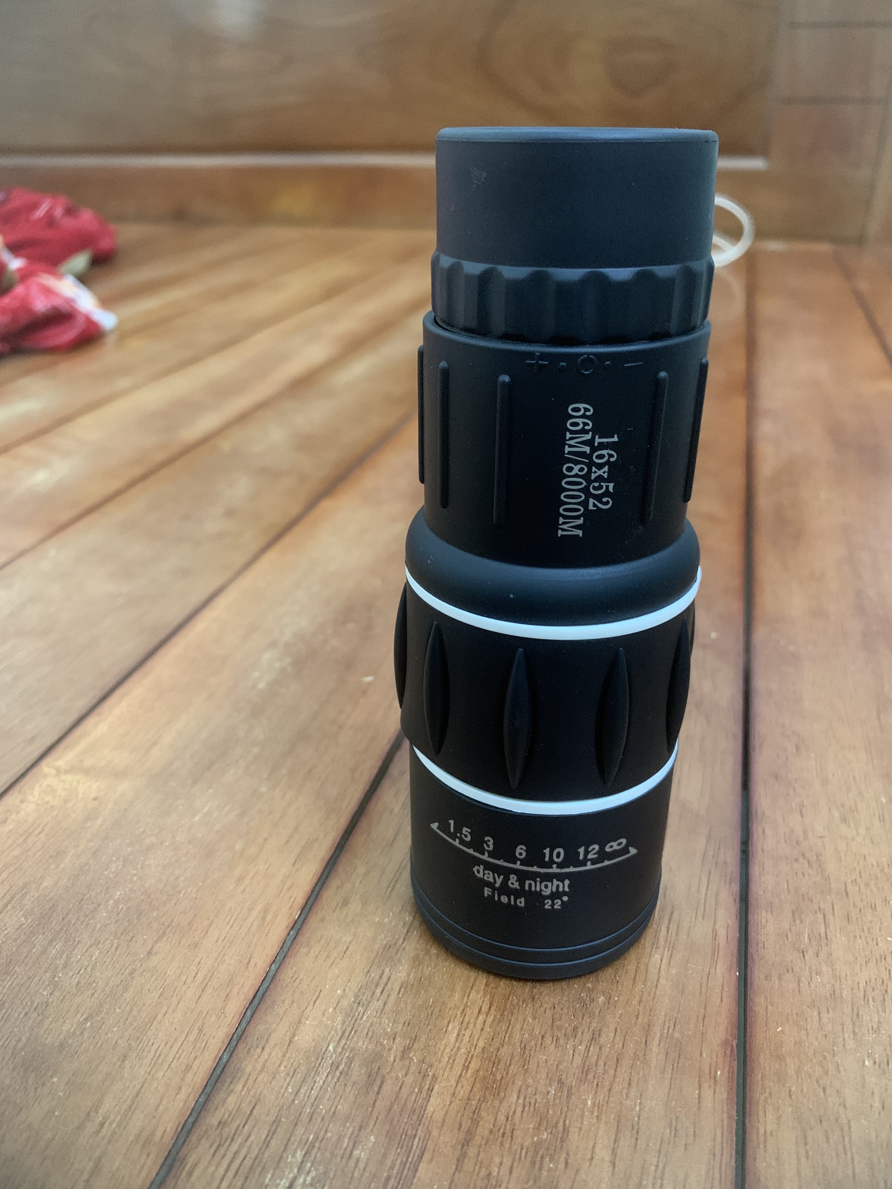 ống nhòm  siêu xa siêu nét