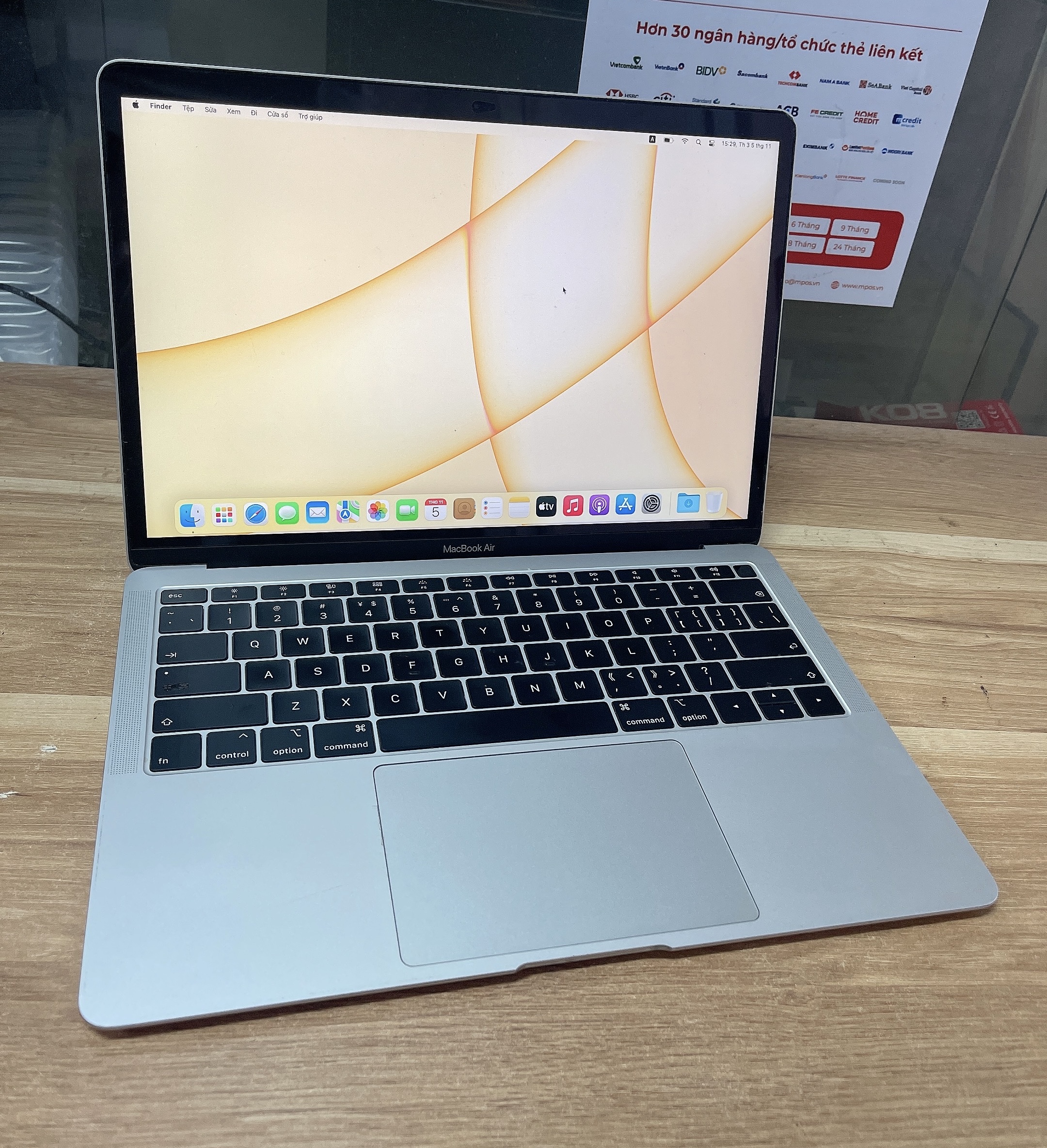 1 Macbook Air 2019 Retina Core I5, Ram 8Gb, SSD, Màn 13.3"Rentina 1 Macbook Air 2019 Retina Core I5, Ram 8Gb, SSD, Màn 13.3"Rentina