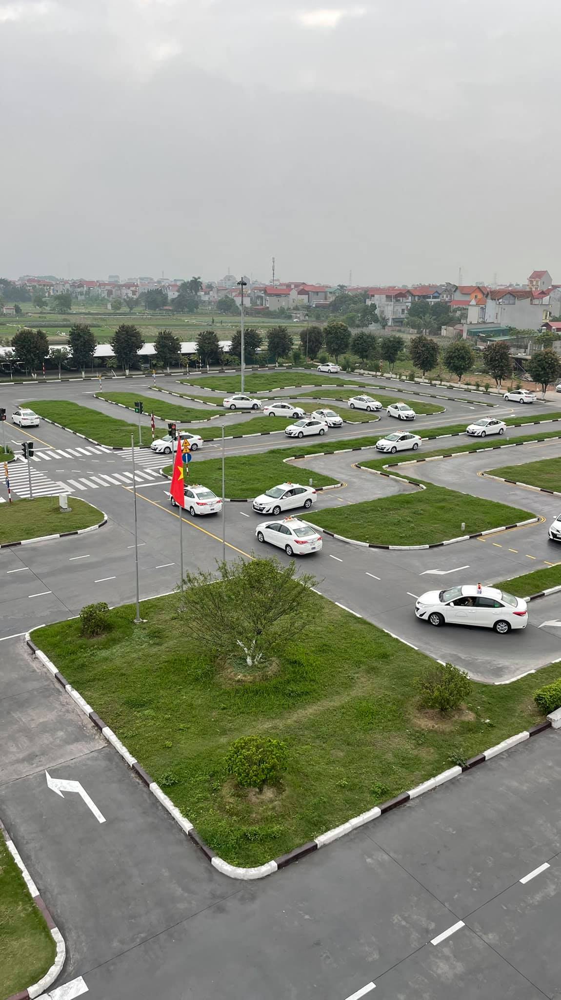 2 Khai giảng tháng 3.2025. GIỜ HỌC LINH HOẠT - Tỷ lệ đỗ 95 ngay lần đầu. CHỈ CÒN 01 SUẤT