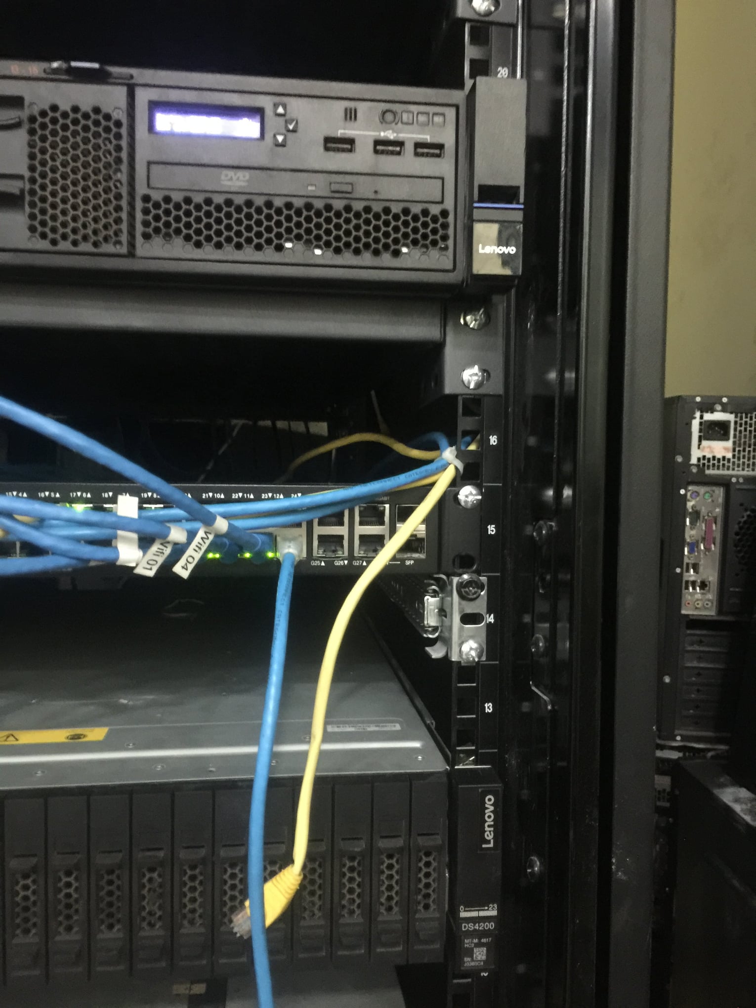 Cung cấp server, linh kiện server , sửa máy tính, sửa server Cung cấp server, linh kiện server , sửa máy tính, sửa server