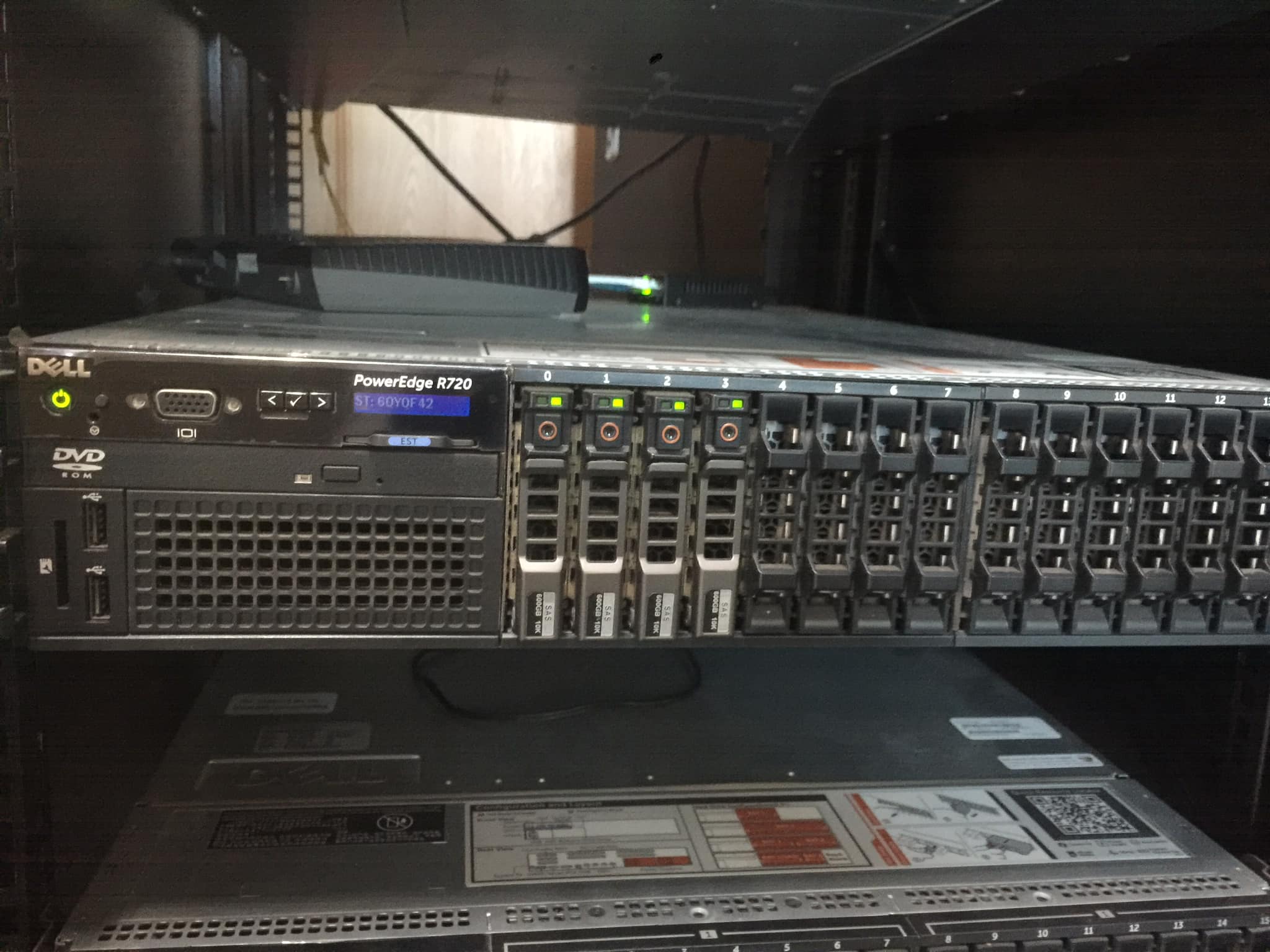 2 Cung cấp server, linh kiện server , sửa máy tính, sửa server 2 Cung cấp server, linh kiện server , sửa máy tính, sửa server