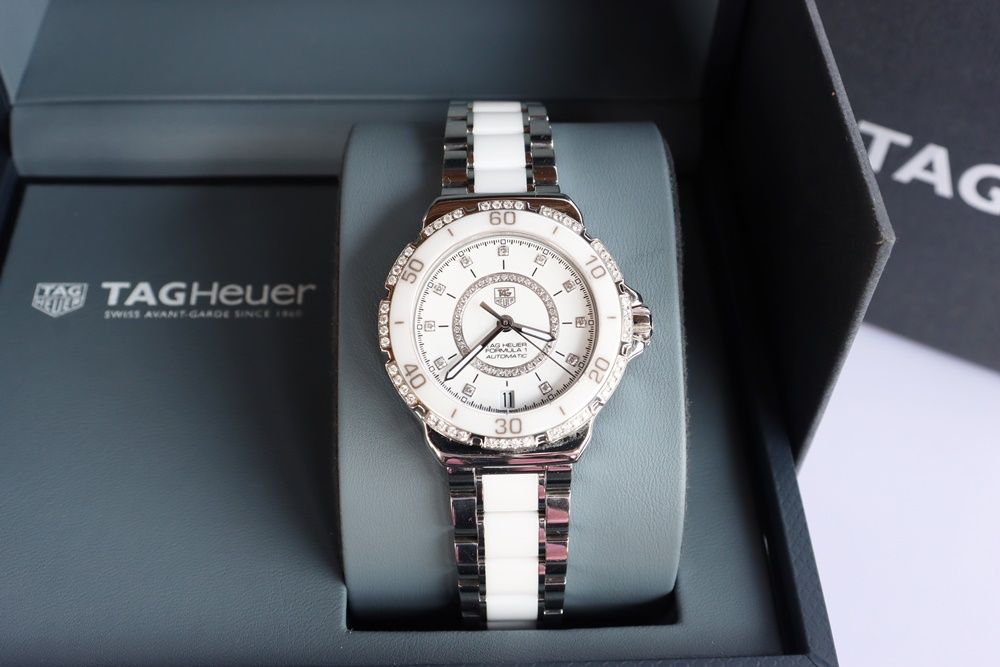 ĐH Nữ : Tag Heuer Formula Calibre 5 Automatic, Ceramic Mặt   Niềng full Kim Cương fullbox ĐH Nữ : Tag Heuer Formula Calibre 5 Automatic, Ceramic Mặt   Niềng full Kim Cương fullbox