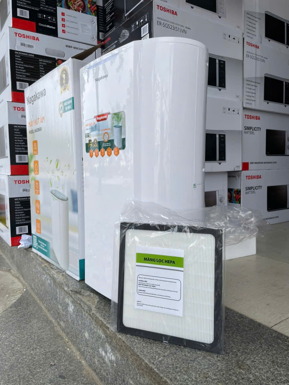 2 Máy hút ẩm, máy lọc không khí Daikin, Sharp, Electrolux, Nagakawa... đẹp và hiệu quả vô cùng