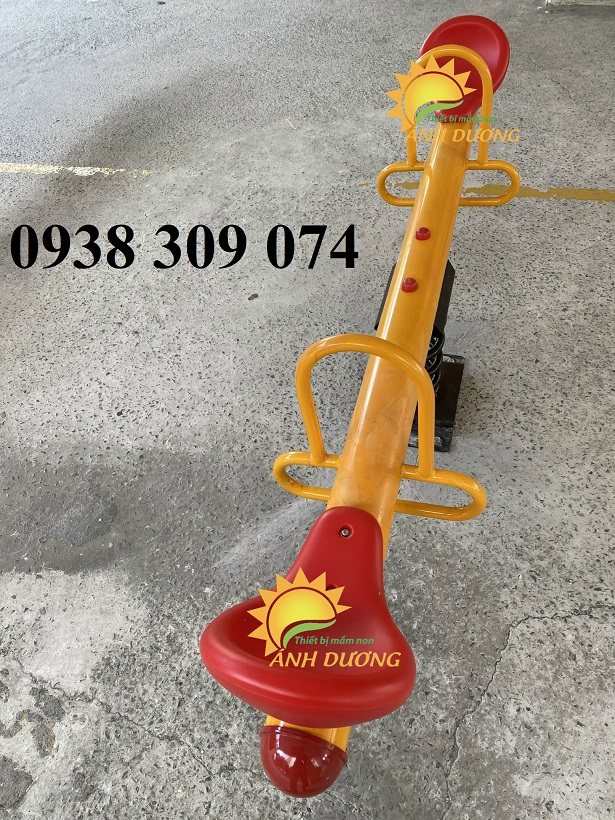 1 Bập bênh đòn 2 chỗ ngoài trời, bập bênh công viên giá rẻ