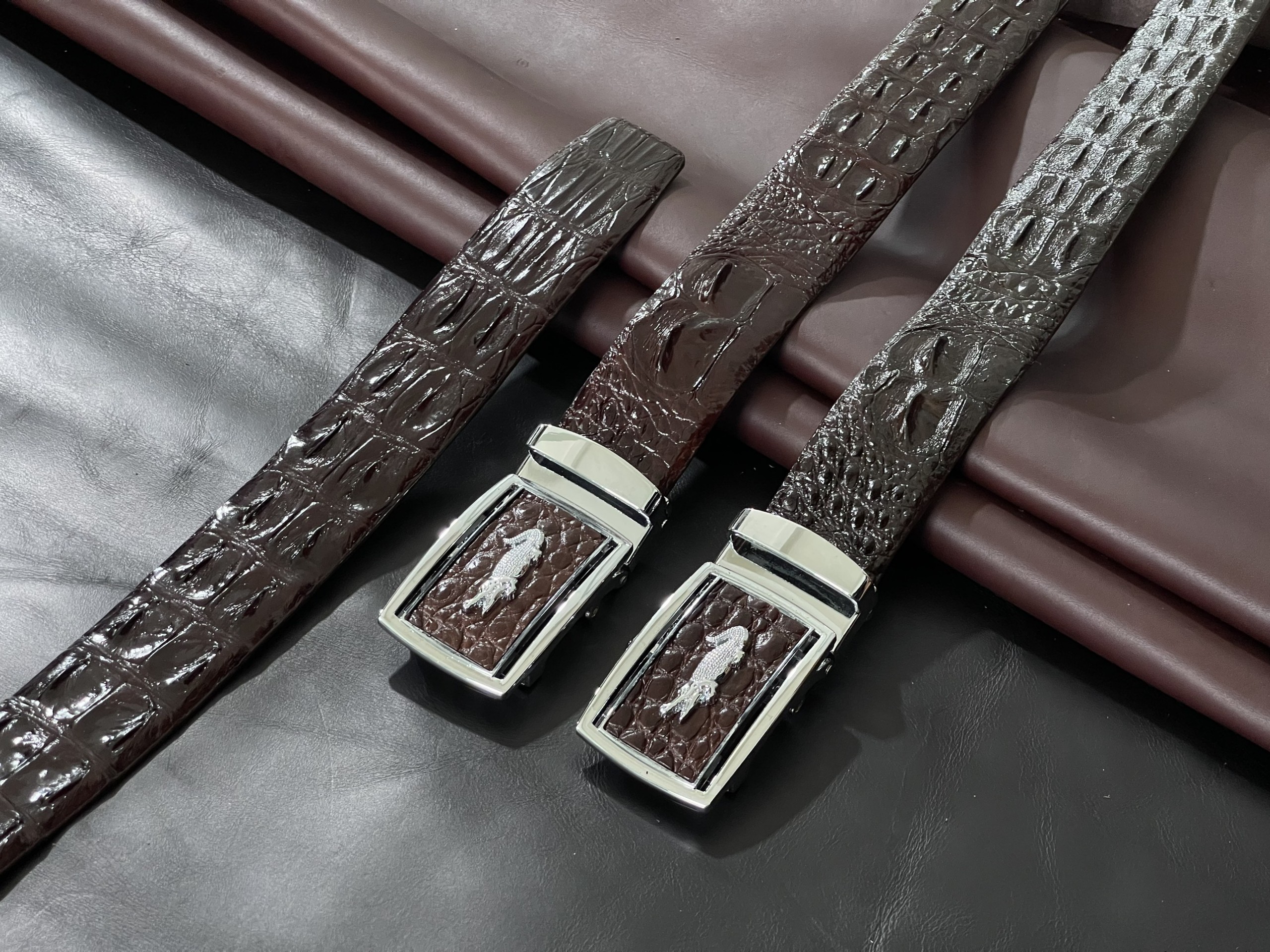 2 Xưởng sản xuất đồ da bò thật chuyên xuất khẩu 2 Xưởng sản xuất đồ da bò thật chuyên xuất khẩu