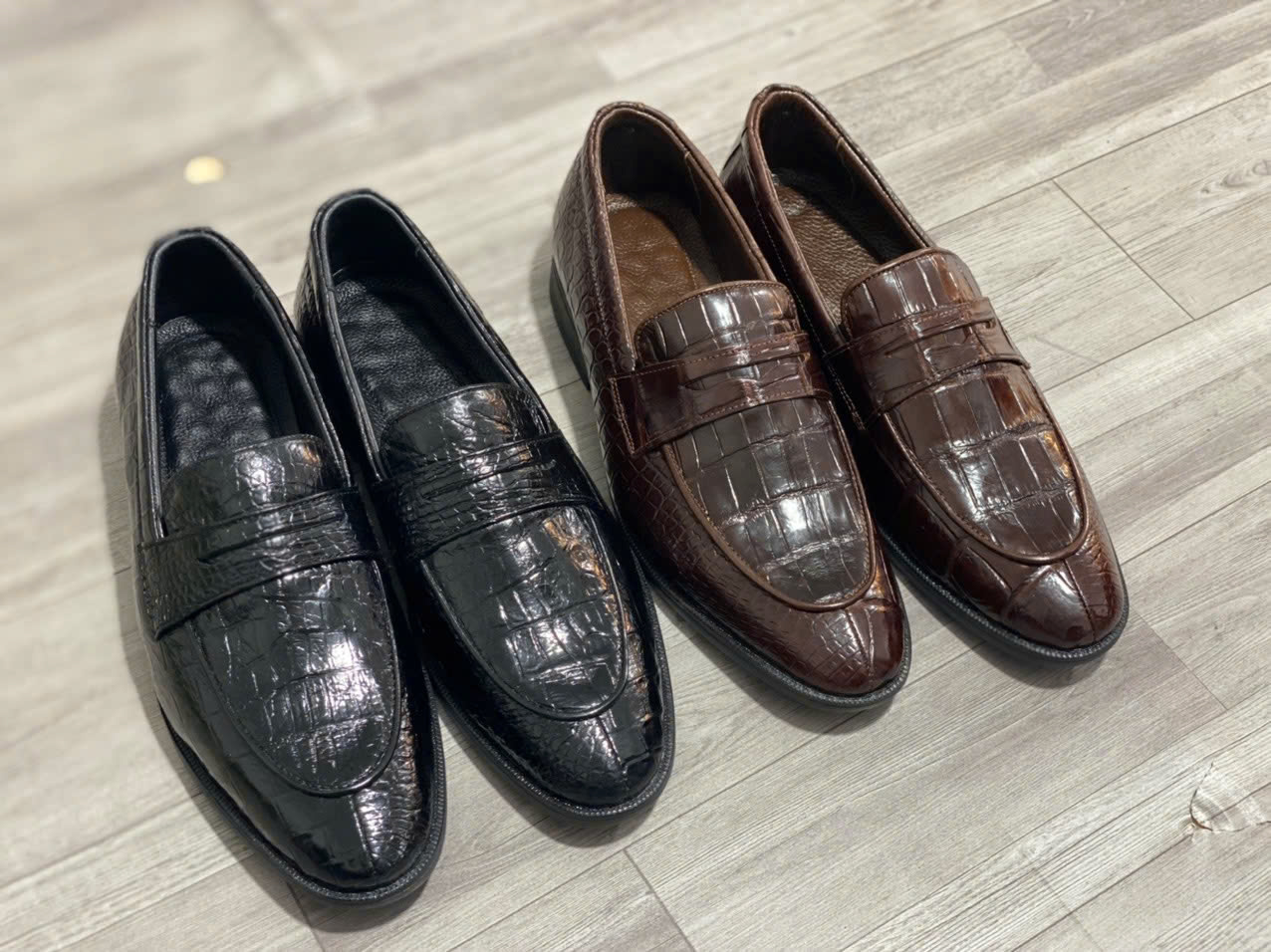 1 Quà tặng độc đáo và chất lượng từ da thật 1 Quà tặng độc đáo và chất lượng từ da thật