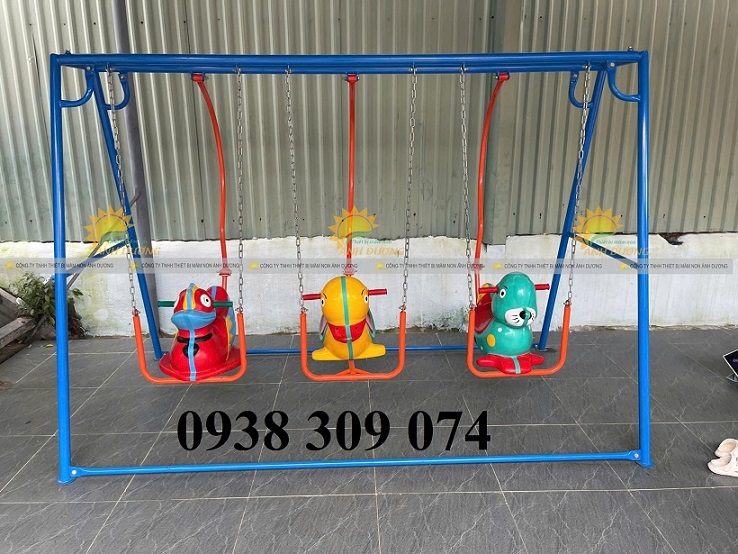 Xích đu ngoài trời, xích đu mẫu giáo, xích đu đa năng Xích đu ngoài trời, xích đu mẫu giáo, xích đu đa năng