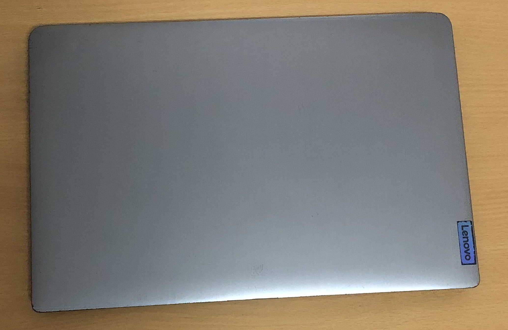 1 Lenovo Ideapad 3 - laptop cũ cấu hình cao