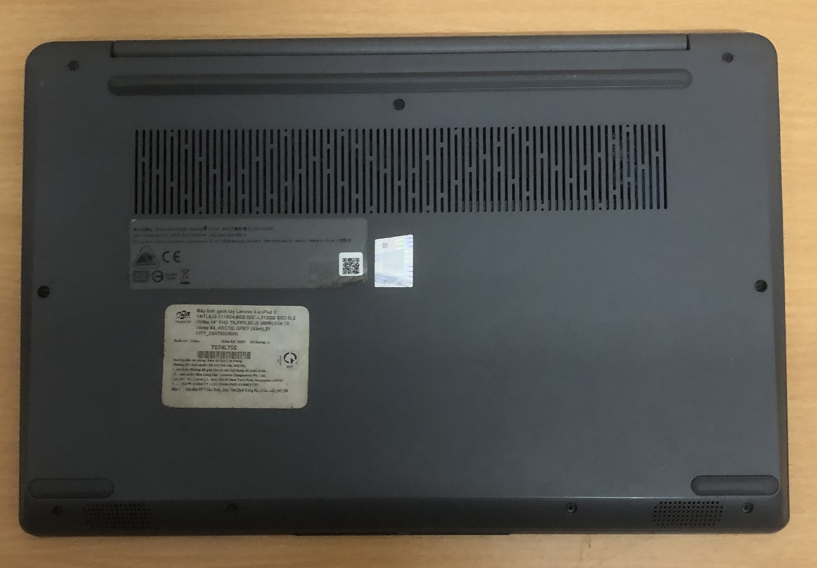 2 Lenovo Ideapad 3 - laptop cũ cấu hình cao