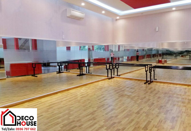 Gương soi khổ lớn có giúp tăng ánh sáng tự nhiên trong phòng không Gương soi khổ lớn có giúp tăng ánh sáng tự nhiên trong phòng không