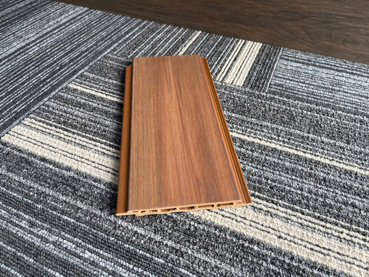 1 Tấm ốp tường trần Ecowood loại vân 2D 1 Tấm ốp tường trần Ecowood loại vân 2D