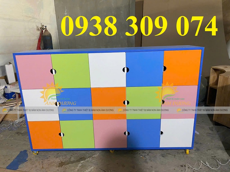 3 Kệ cặp mầm non, kệ đựng balo bằng gỗ cho bé chất lượng cao 3 Kệ cặp mầm non, kệ đựng balo bằng gỗ cho bé chất lượng cao