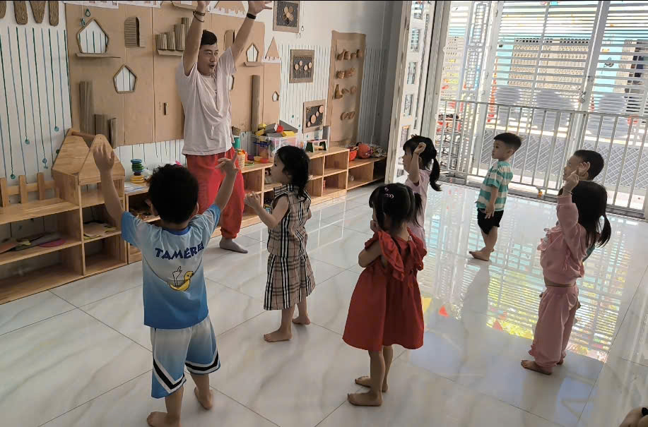 2 Chiêu sinh trẻ từ 18 tháng - 20 tháng - 24 tháng - 36 tháng - 2 tuổi - 3 tuổi - 4 tuổi - 5 tuổi