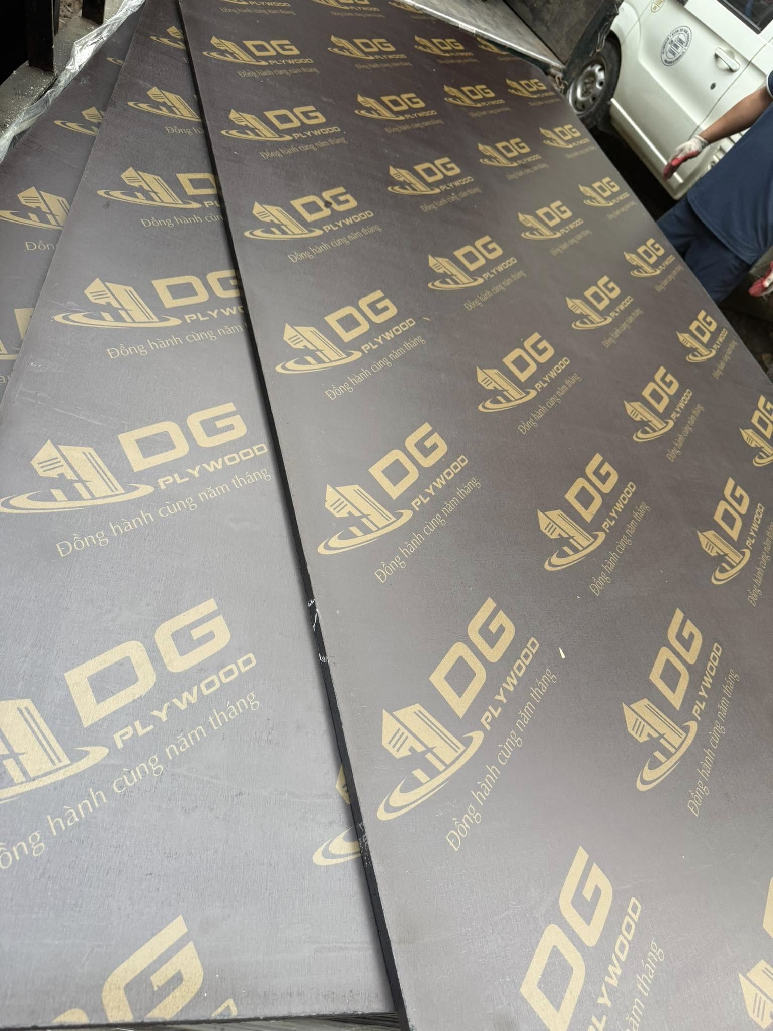 1 Ván Ép Cốp Pha Phủ Phim 200k- Thạch Thất, Hà Nội 1 Ván Ép Cốp Pha Phủ Phim 200k- Thạch Thất, Hà Nội