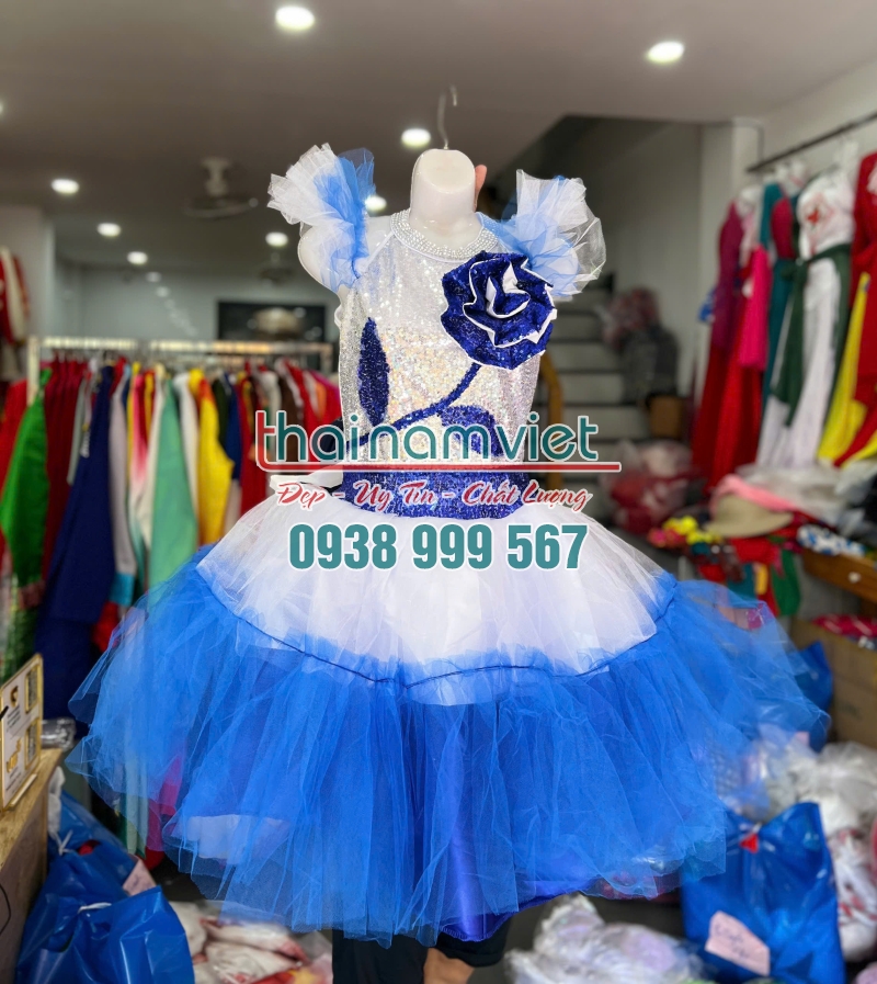 3 Cho thuê trang phục biểu diễn mầm non