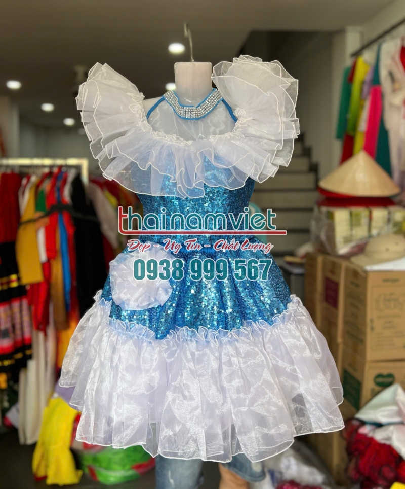 4 Cho thuê trang phục biểu diễn mầm non