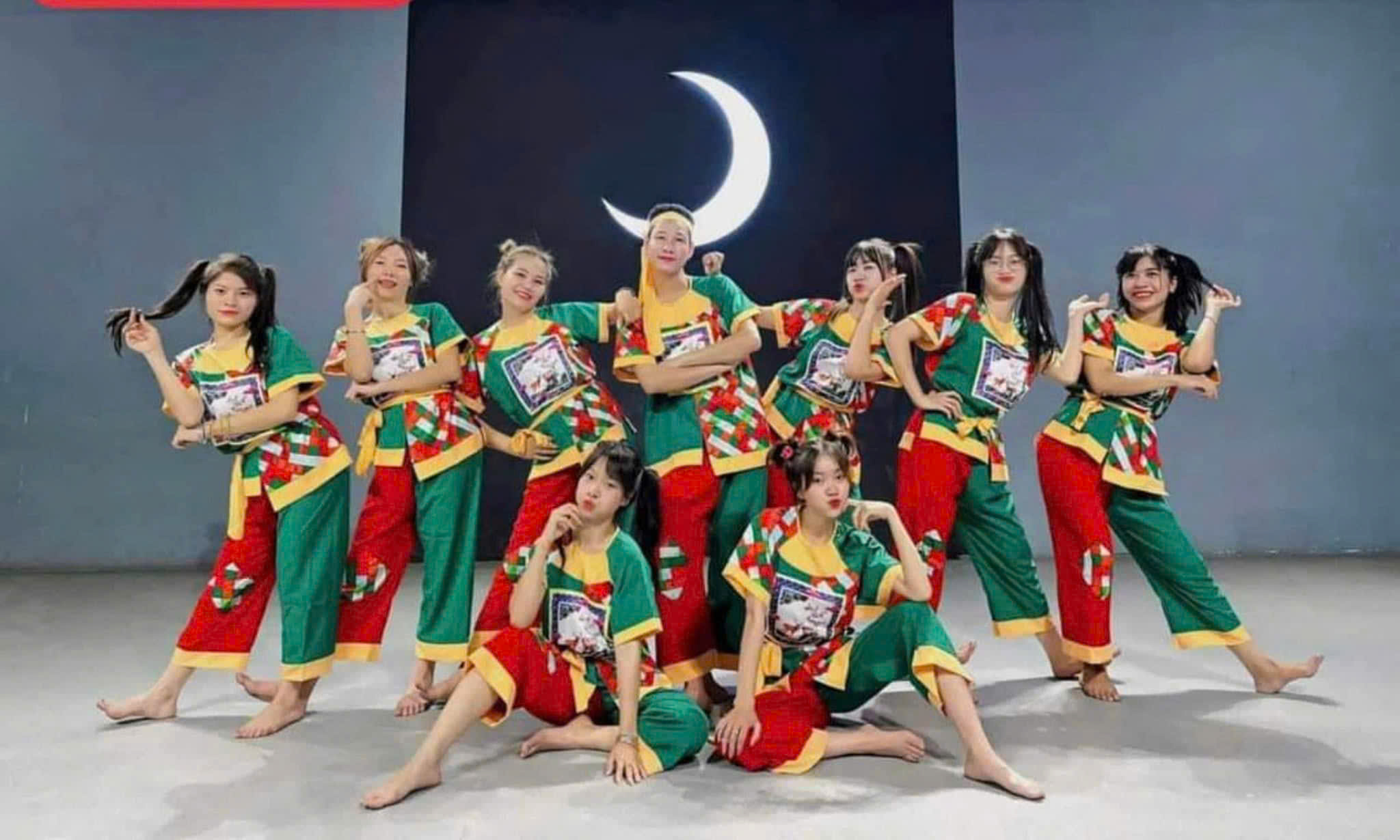 12 Cho thuê trang phục Hằng Nga chú cuội Tphcm