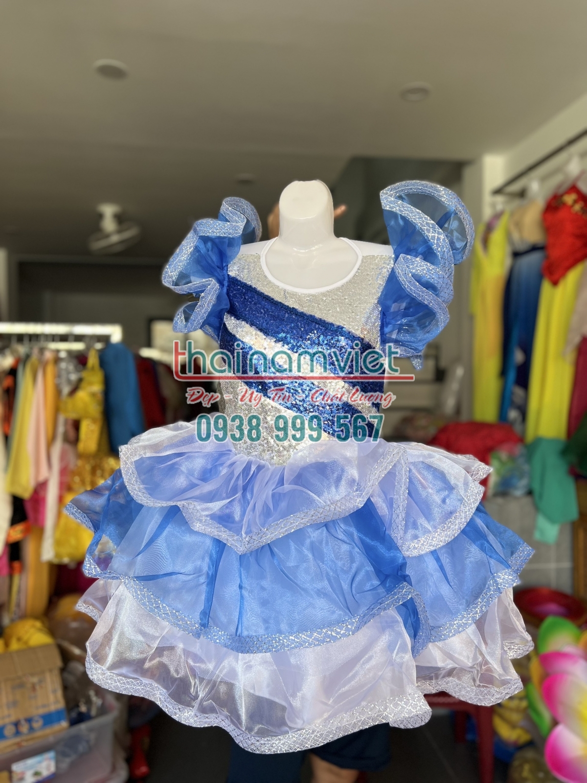 11 Xưởng May Trang phục biểu diễn tại tphcm